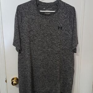 Under Armour Men's Heathered Black T-Shirt